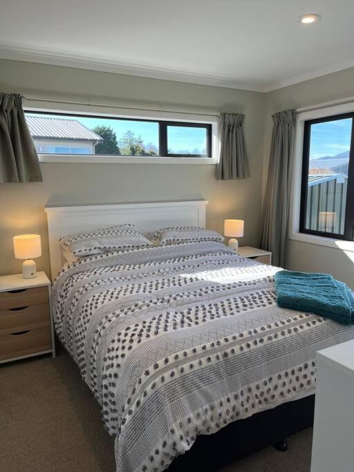 Smiths Place Taupo Exterior photo